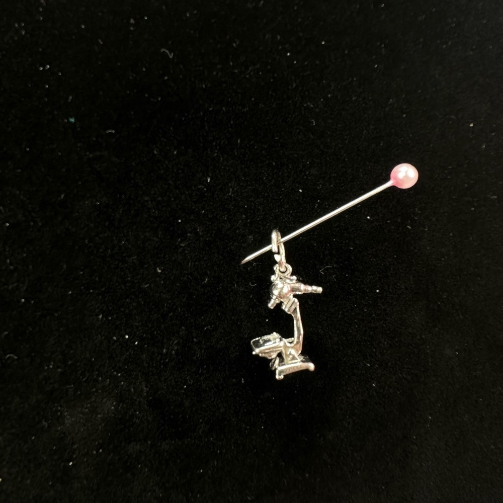 Sterling Silver Microscope charm stamped STER - Picture 8 of 8